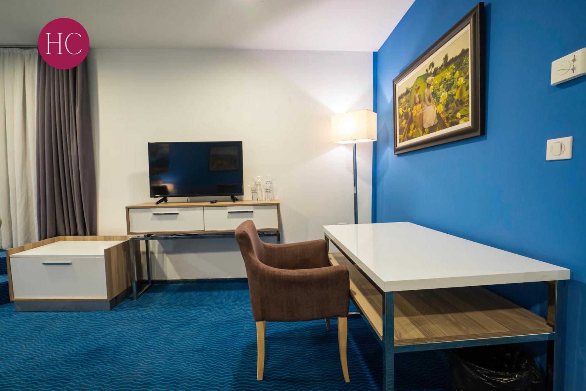 Central Hotel, Fitness And Spa Vinica Ngoại thất bức ảnh