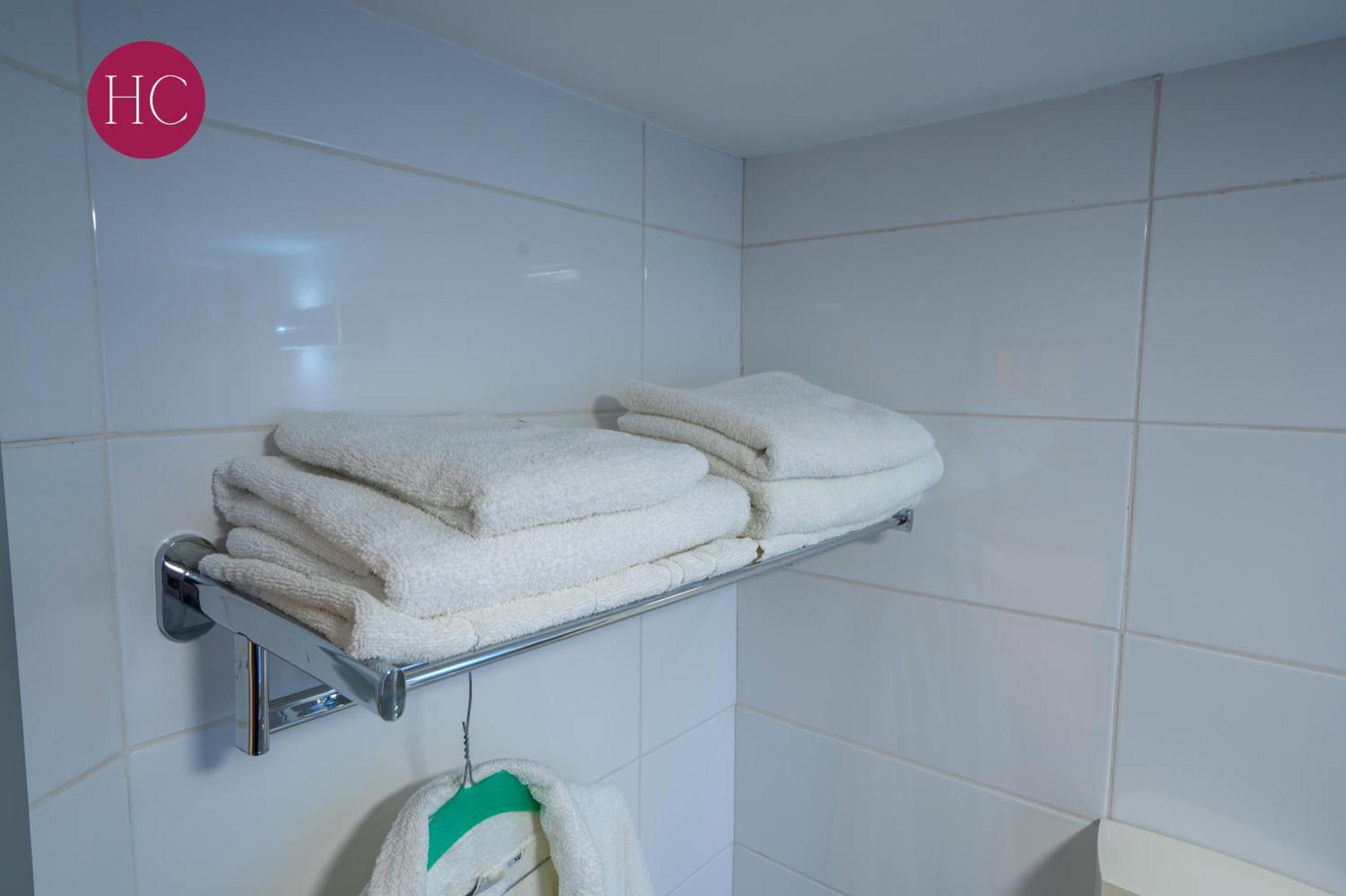 Central Hotel, Fitness And Spa Vinica Ngoại thất bức ảnh