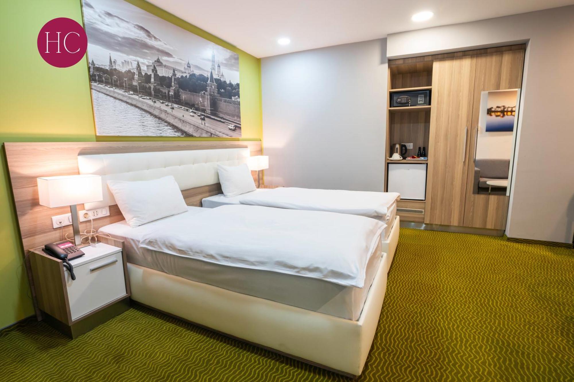 Central Hotel, Fitness And Spa Vinica Ngoại thất bức ảnh