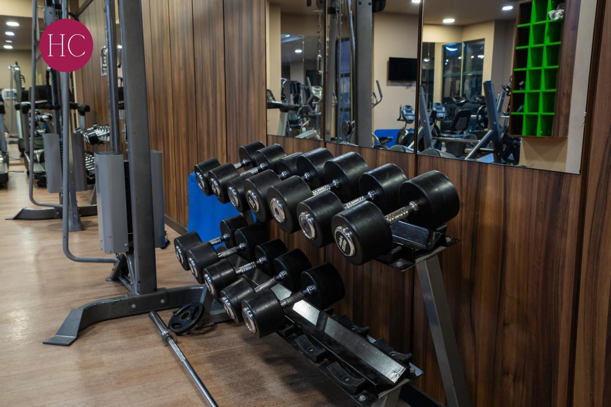 Central Hotel, Fitness And Spa Vinica Ngoại thất bức ảnh