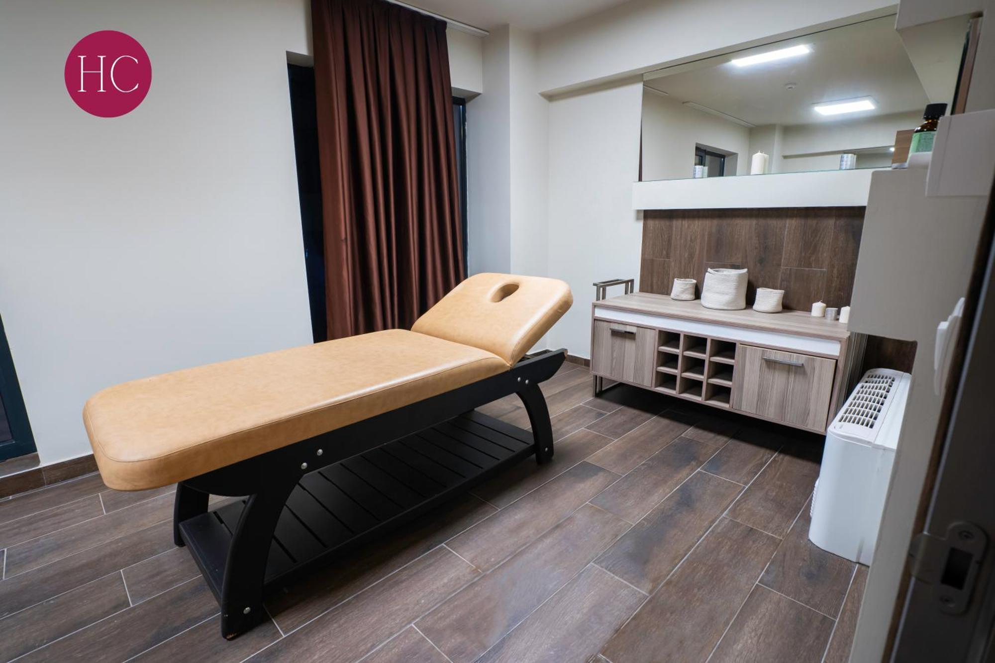 Central Hotel, Fitness And Spa Vinica Ngoại thất bức ảnh